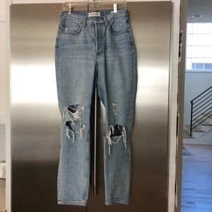 Aritzia Denim Forum Hi-Rise Loose Boyfriend Jean, size 28L